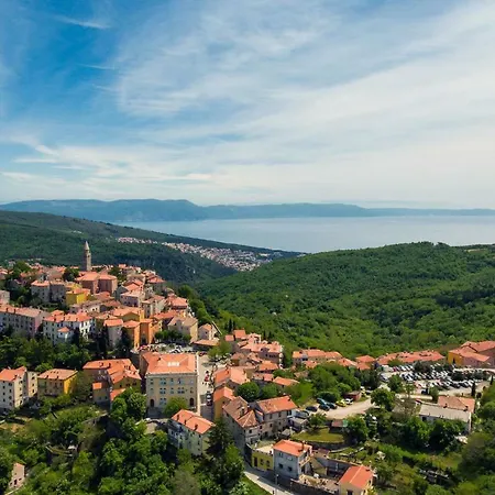 Queen Of Labin Apartment Labin  Exterior photo