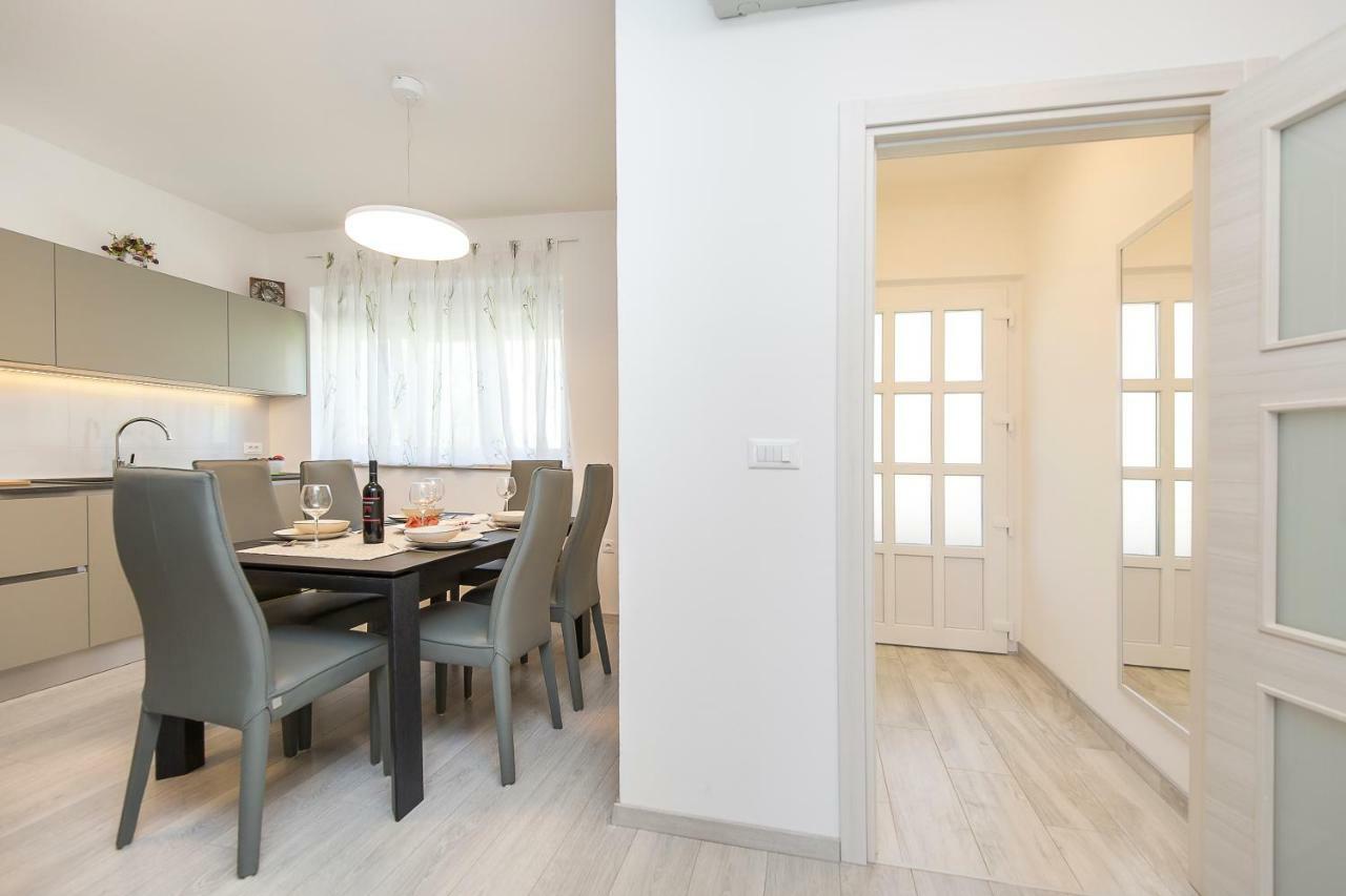 Queen Of Labin Apartment